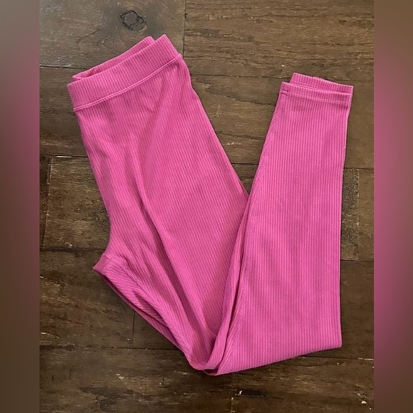 ALO Blissful 7/8 Ribbed Leggings High-Waist Pink Small EUC - Picture 2 of 8